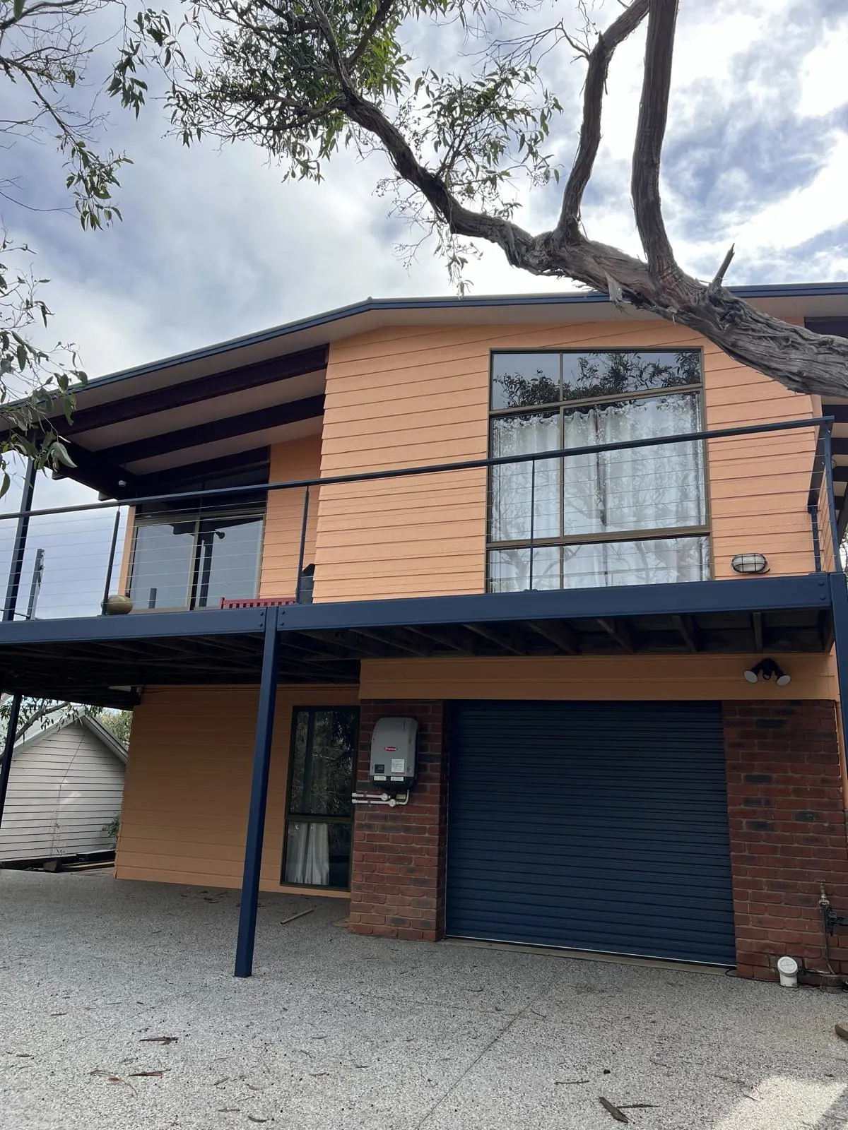 Coastal home painting in Lorne VIC